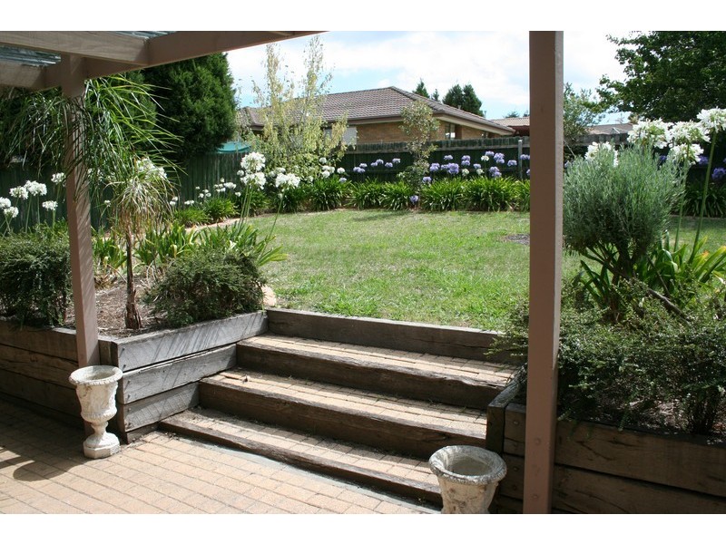 32 George Chudleigh Drive, Hallam VIC 3803