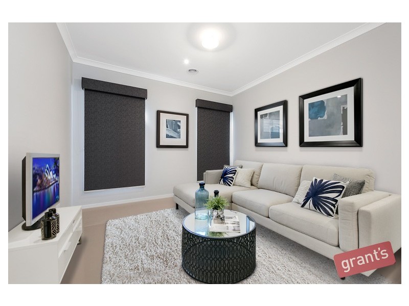 46 Deoro Parade, Clyde North VIC 3978