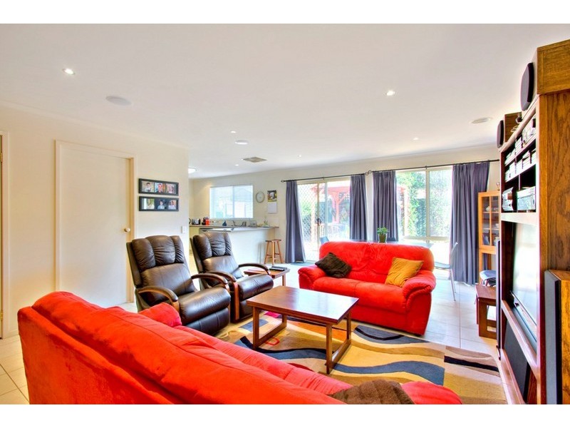 17 Shay Close, Narre Warren South VIC 3805