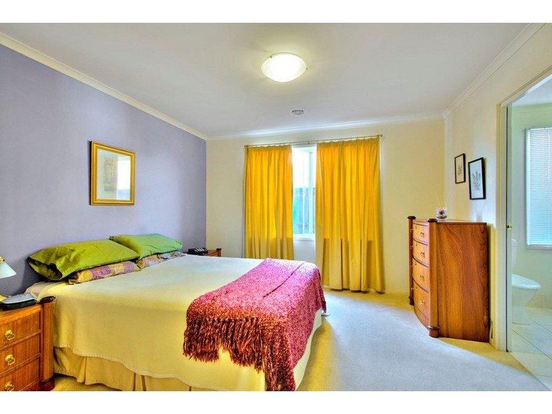 17 Shay Close, Narre Warren South VIC 3805