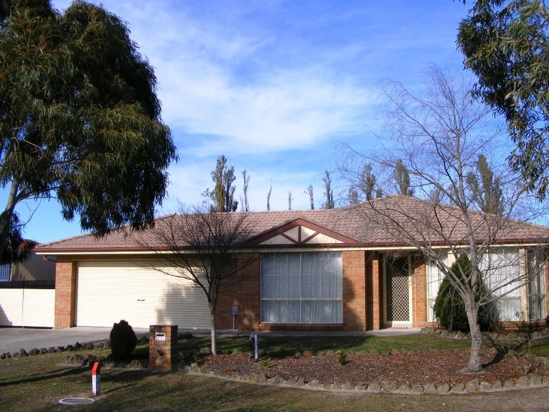 11 Hansen Court, Narre Warren VIC 3805