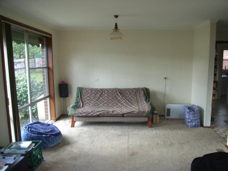 19 Village Drive, Hampton Park VIC 3976