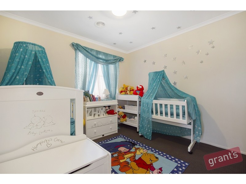 10 Edgewood Close, Narre Warren South VIC 3805