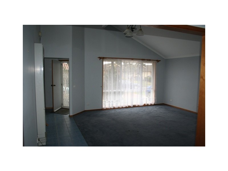 8 Kew Court, Narre Warren VIC 3805