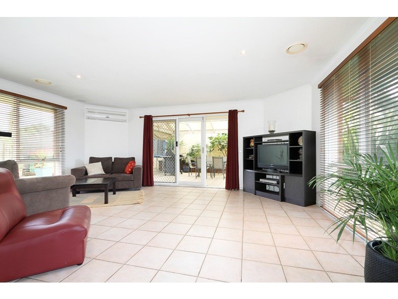 13 Armadale Drive, Narre Warren VIC 3805