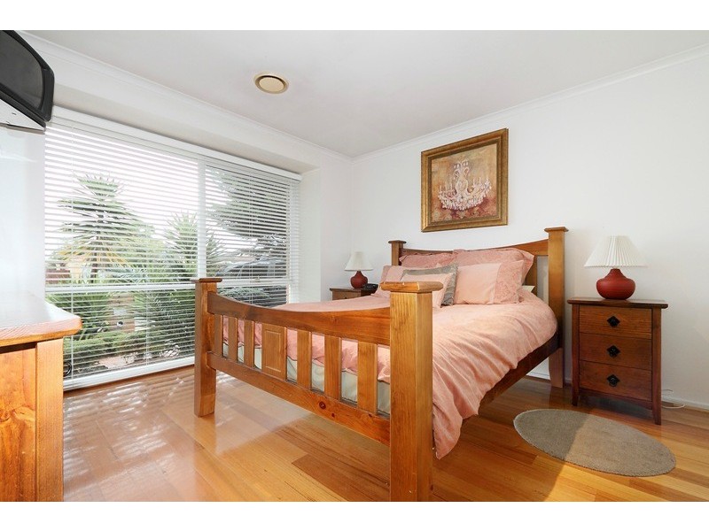 13 Armadale Drive, Narre Warren VIC 3805