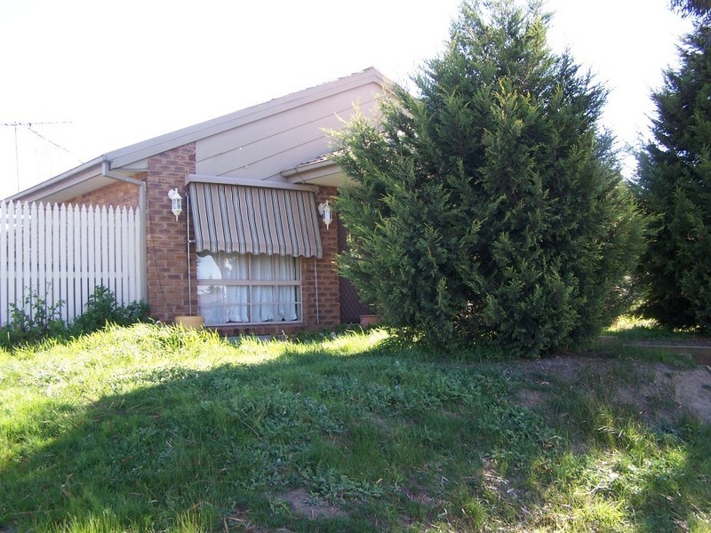 11 Terrapin Drive, Narre Warren South VIC 3805