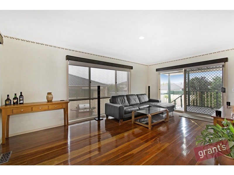 6 Clarinda Drive, Narre Warren VIC 3805