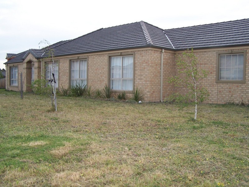 74 Harrington Dve, Narre Warren South VIC 3805