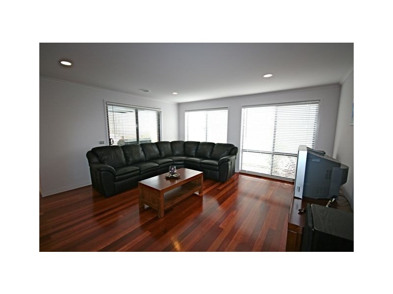 1 Tuileries Rise, Narre Warren South VIC 3805