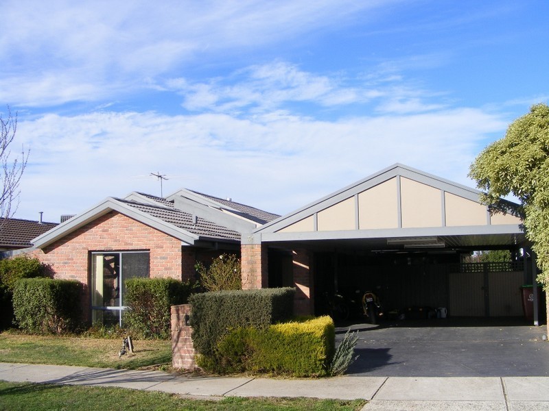 31 Cottswold Avenue, Narre Warren VIC 3805