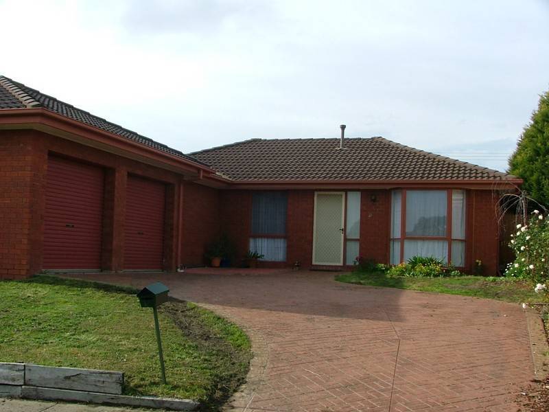 9 Karrum Karrum Court, Narre Warren South VIC 3805