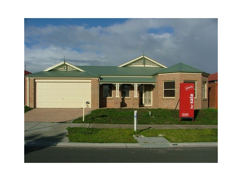 15 Hadley Circuit, Narre Warren South VIC 3805