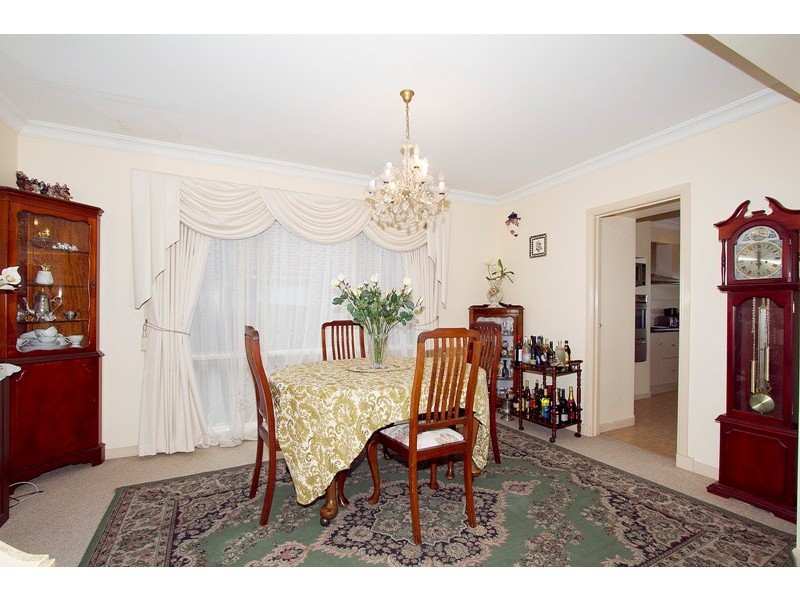 17 Winterton Court, Hallam VIC 3803