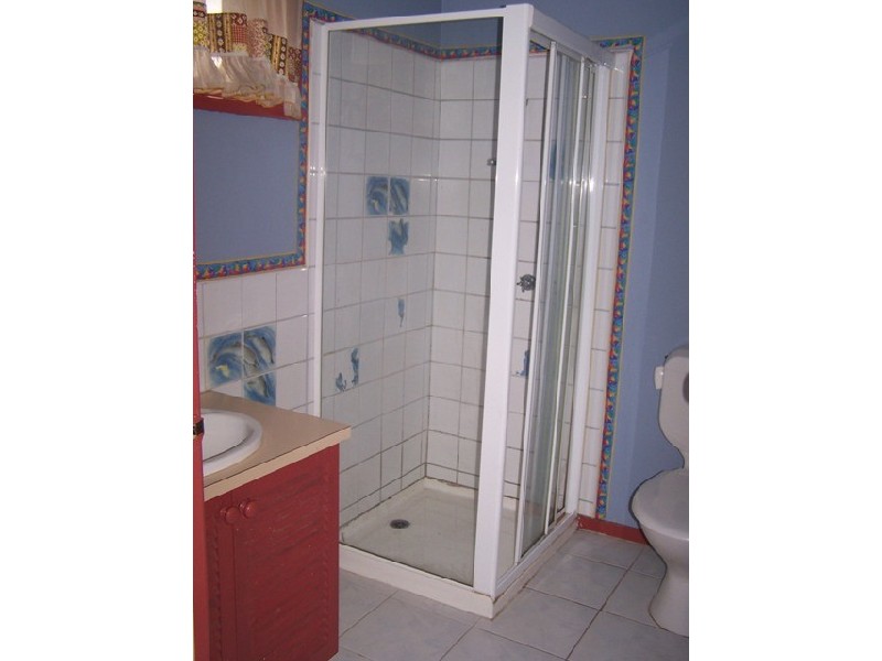 2 Lancaster Avenue, Narre Warren VIC 3805