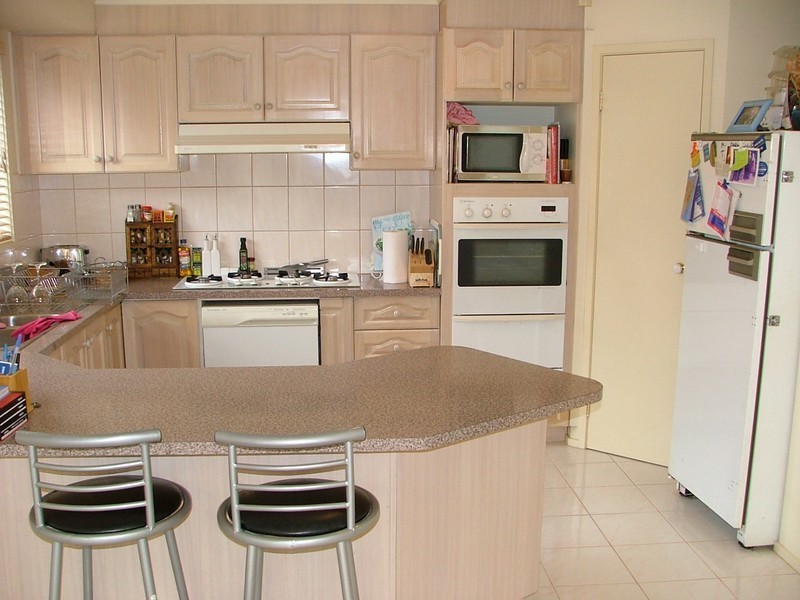 24 Baringa Park Drive, Narre Warren South VIC 3805