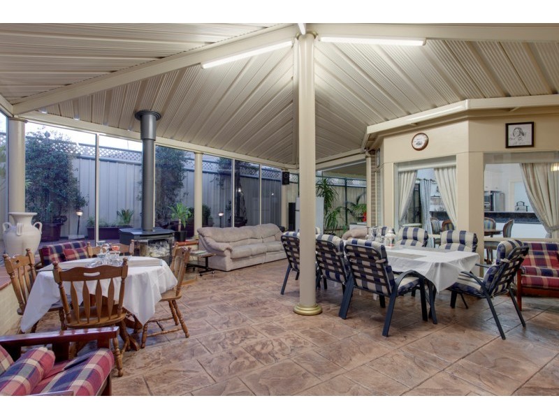 9 Homewood Boulevard, Hallam VIC 3803