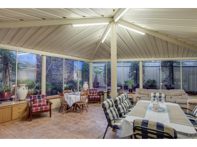 9 Homewood Boulevard, Hallam VIC 3803