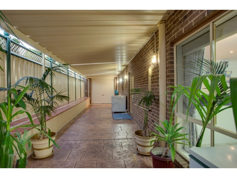 9 Homewood Boulevard, Hallam VIC 3803