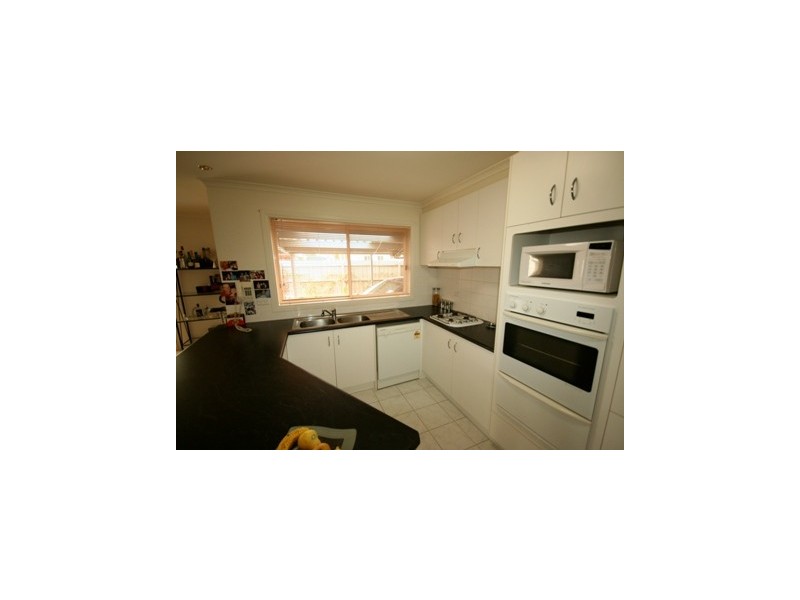 10 Angel Close, Narre Warren South VIC 3805