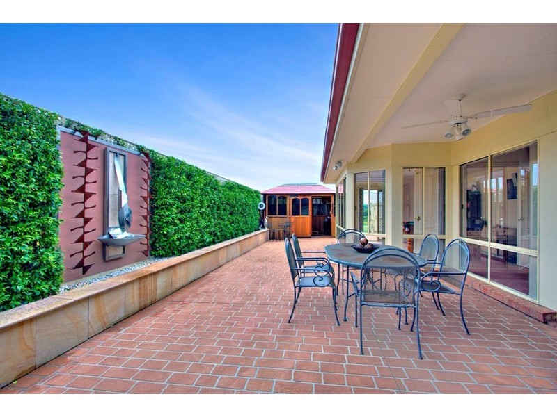 47 Loxley Boulevard, Narre Warren South VIC 3805