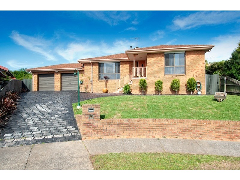4 Laurus Court, Narre Warren VIC 3805