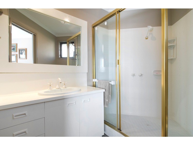 4 Laurus Court, Narre Warren VIC 3805