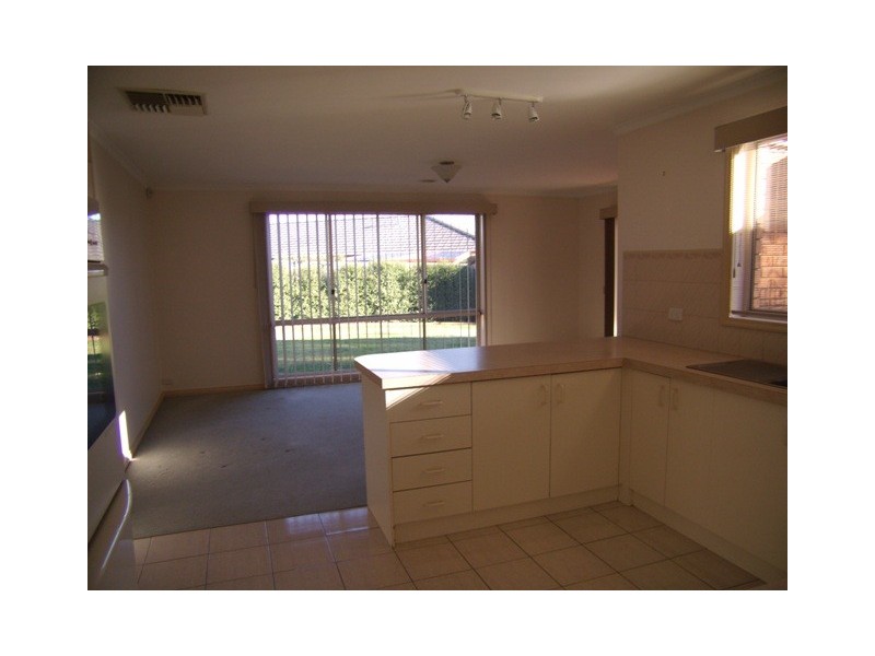 15 Bardsley Crt, Narre Warren VIC 3805