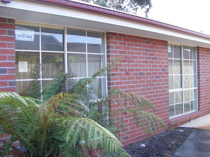 55 Woodlands Crescent, Narre Warren VIC 3805