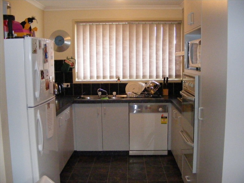 8 Karen Close, Narre Warren South VIC 3805