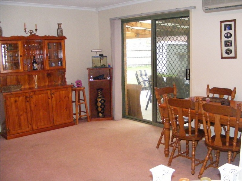 8 Karen Close, Narre Warren South VIC 3805