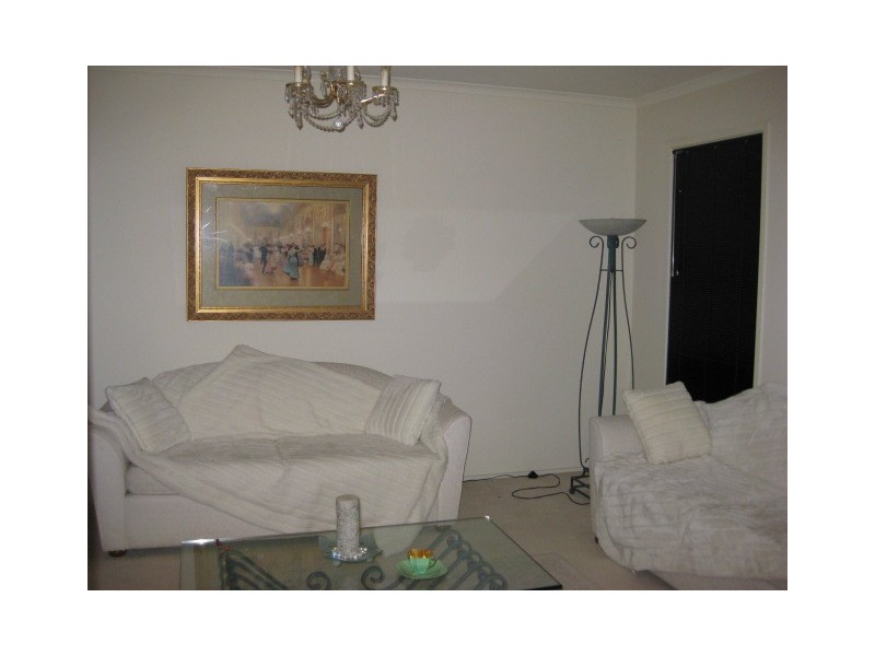 2 Gull Way, Narre Warren South VIC 3805