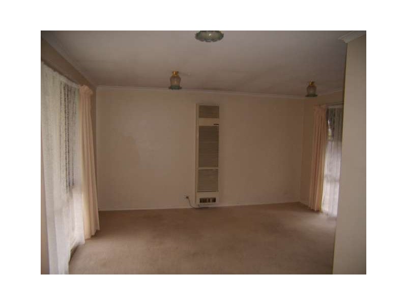 106 Fleetwood Drive, Narre Warren VIC 3805