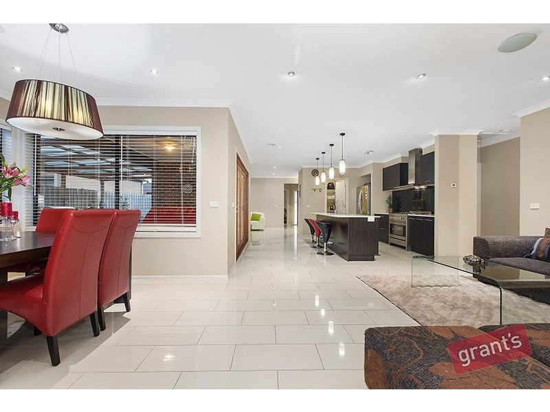 98 Langbourne Drive, Narre Warren South VIC 3805