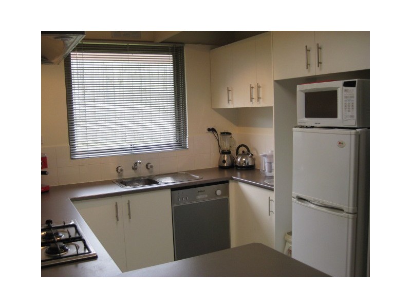 19 Westleigh Crs, Narre Warren VIC 3805