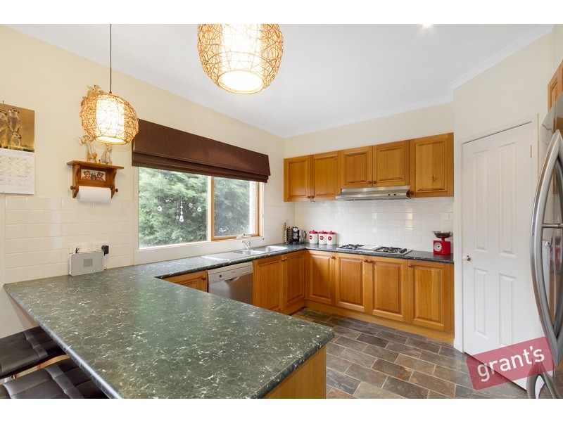 6 Rigby Court, Narre Warren South VIC 3805