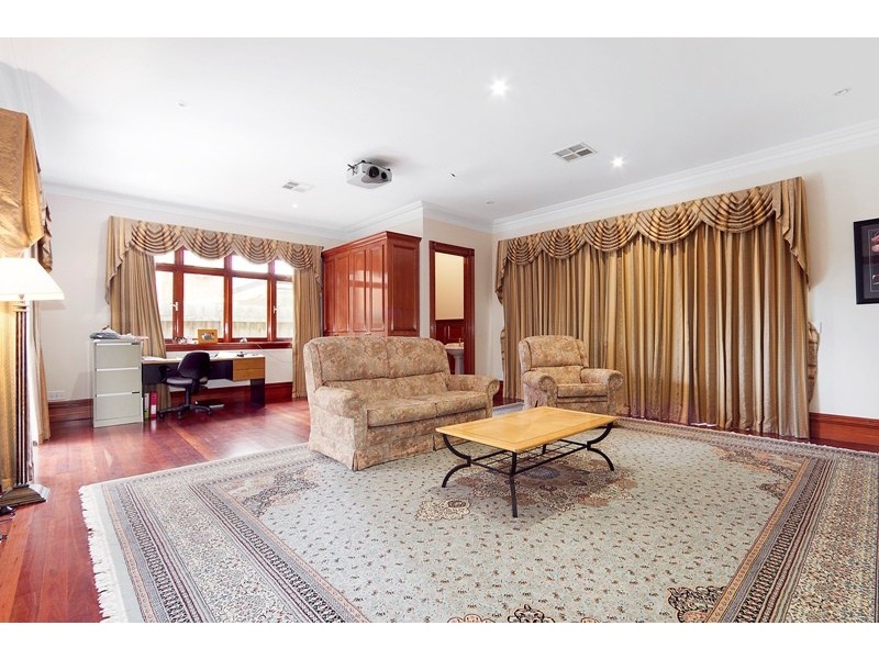 12 Fabriano Place, Narre Warren South VIC 3805