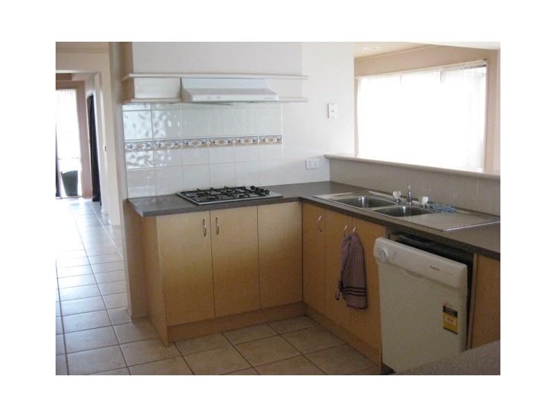 30 Central Parkway, Cranbourne VIC 3977