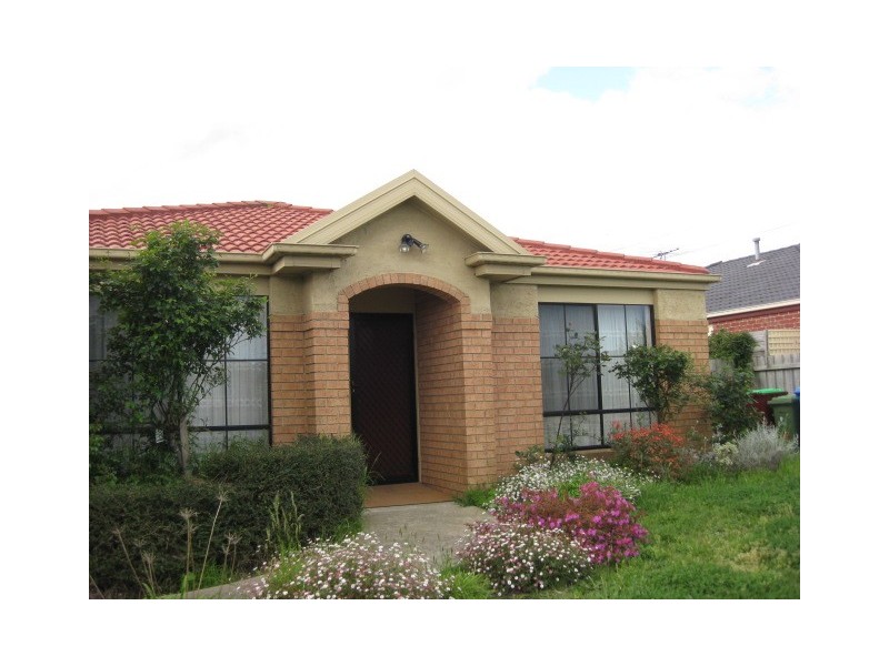 30 Central Parkway, Cranbourne VIC 3977