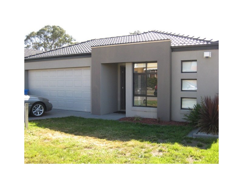 6 Watergum Ave, Lyndhurst VIC 3975