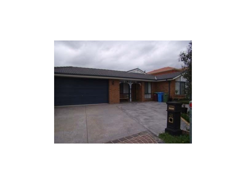 45 Sallybrook Circuit, Narre Warren VIC 3805