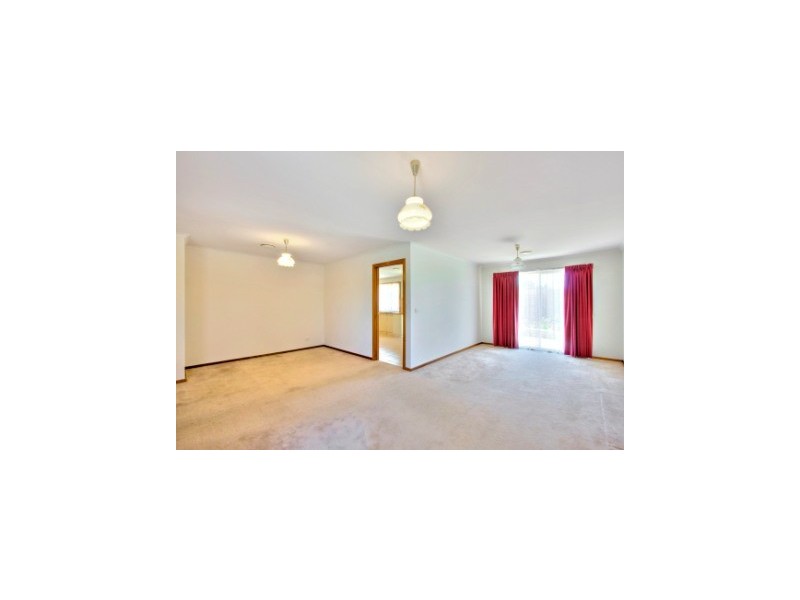 11/8-10 Belgrave-Hallam Road, Narre Warren VIC 3805