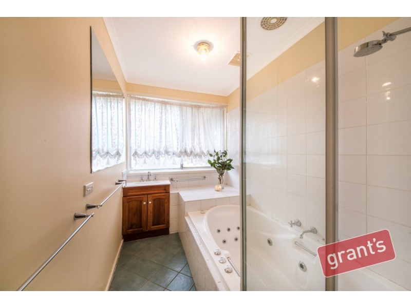 7 Prairie Court, Narre Warren VIC 3805