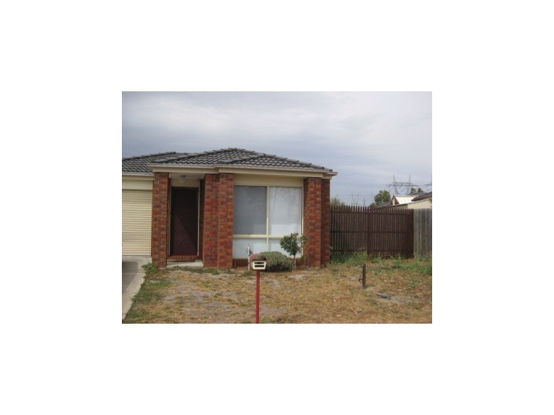 13 Menindee Terrace, Narre Warren South VIC 3805