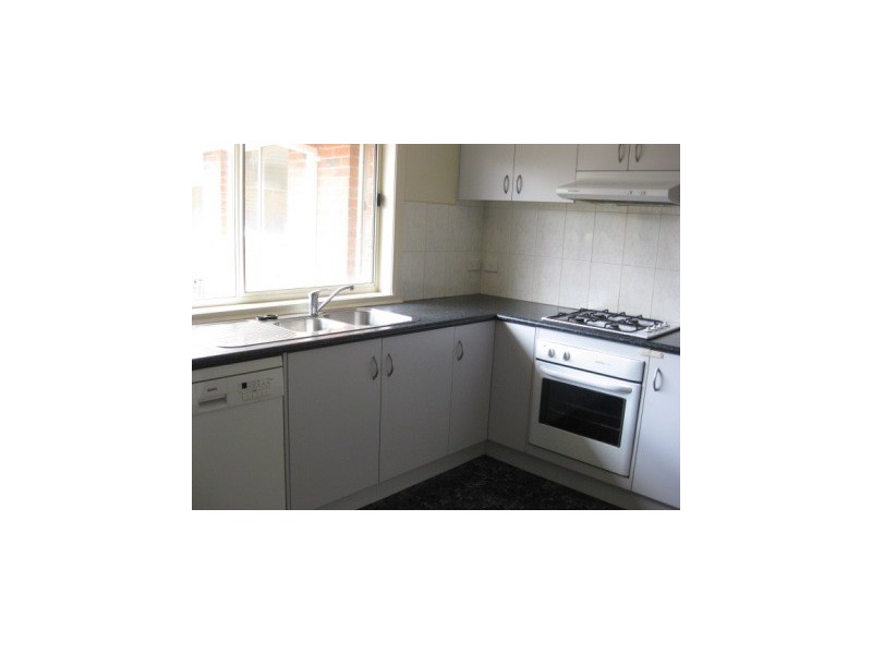 18 New England Way, Narre Warren VIC 3805