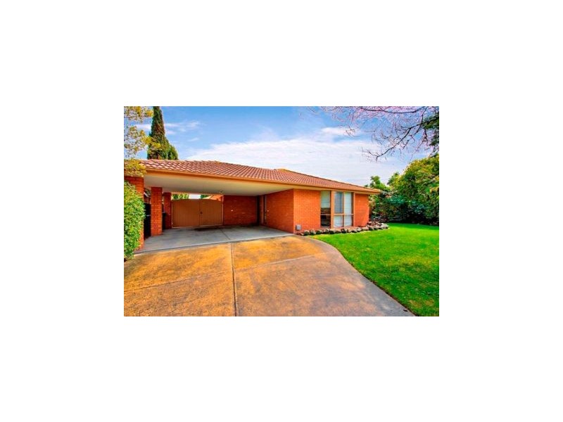 2  Pamela Court, Narre Warren VIC 3805