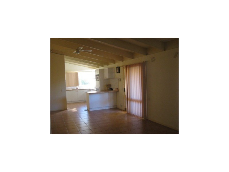 6 Anaconda Road, Narre Warren VIC 3805