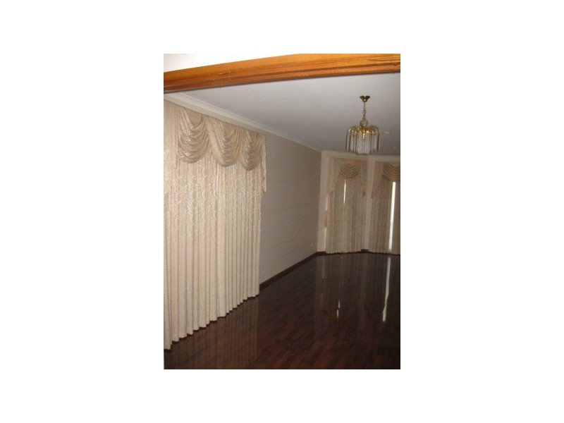 5  Anthony Court, Hallam VIC 3803