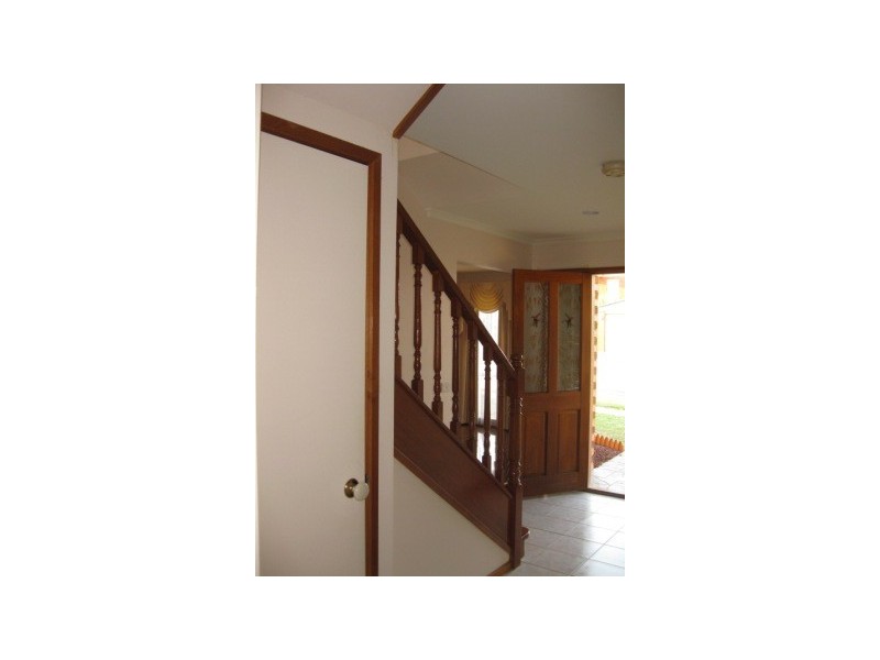 5  Anthony Court, Hallam VIC 3803