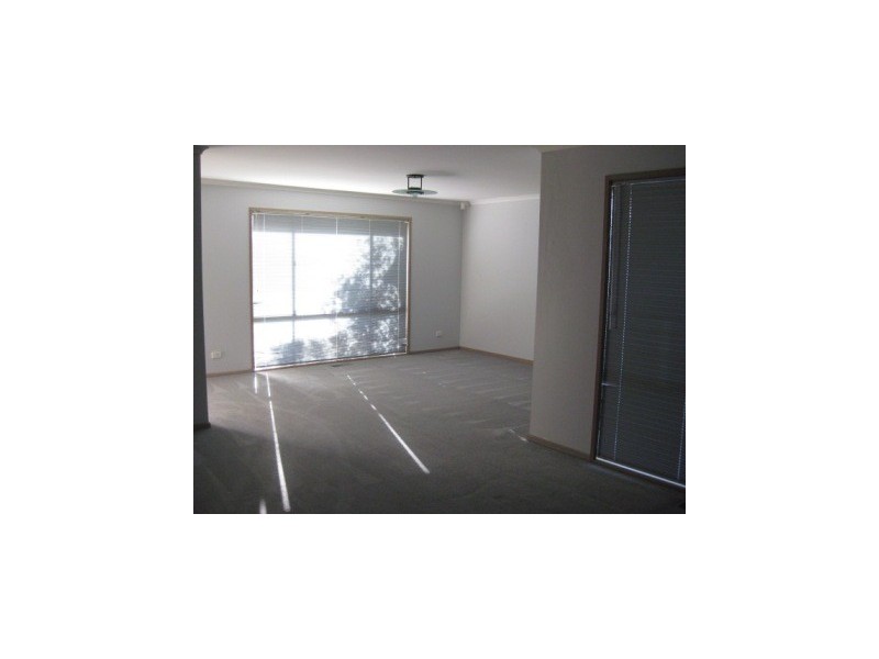 12 Jolimont Plce, Narre Warren VIC 3805